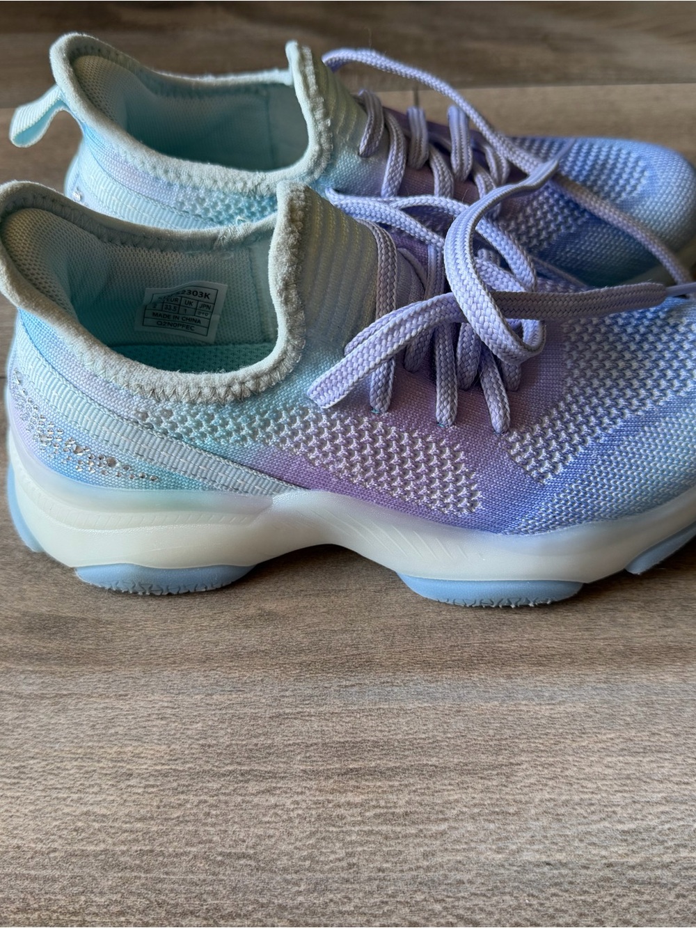 Dream Pairs Pastel Gradient Knit Sneakers in Mint, Lavender, Sky Blue